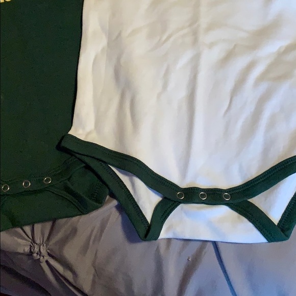 Bundle baby onesie 24 mo - Picture 4 of 4